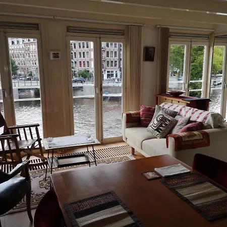 Canal View Apartment