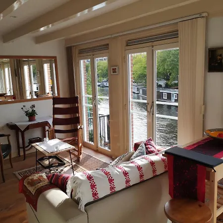 Canal View Apartment