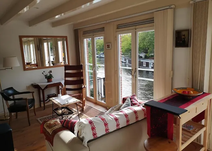 Canal View Апартаменты